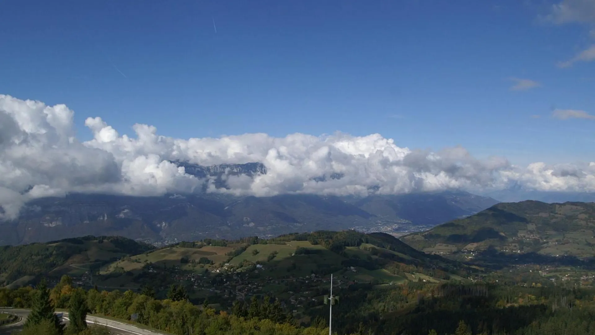 Appartement 2 Pieces Au Pied Des Pistes Avec Balcon Et Casier A Skis - Fr-1-557-101 Les Adrets
