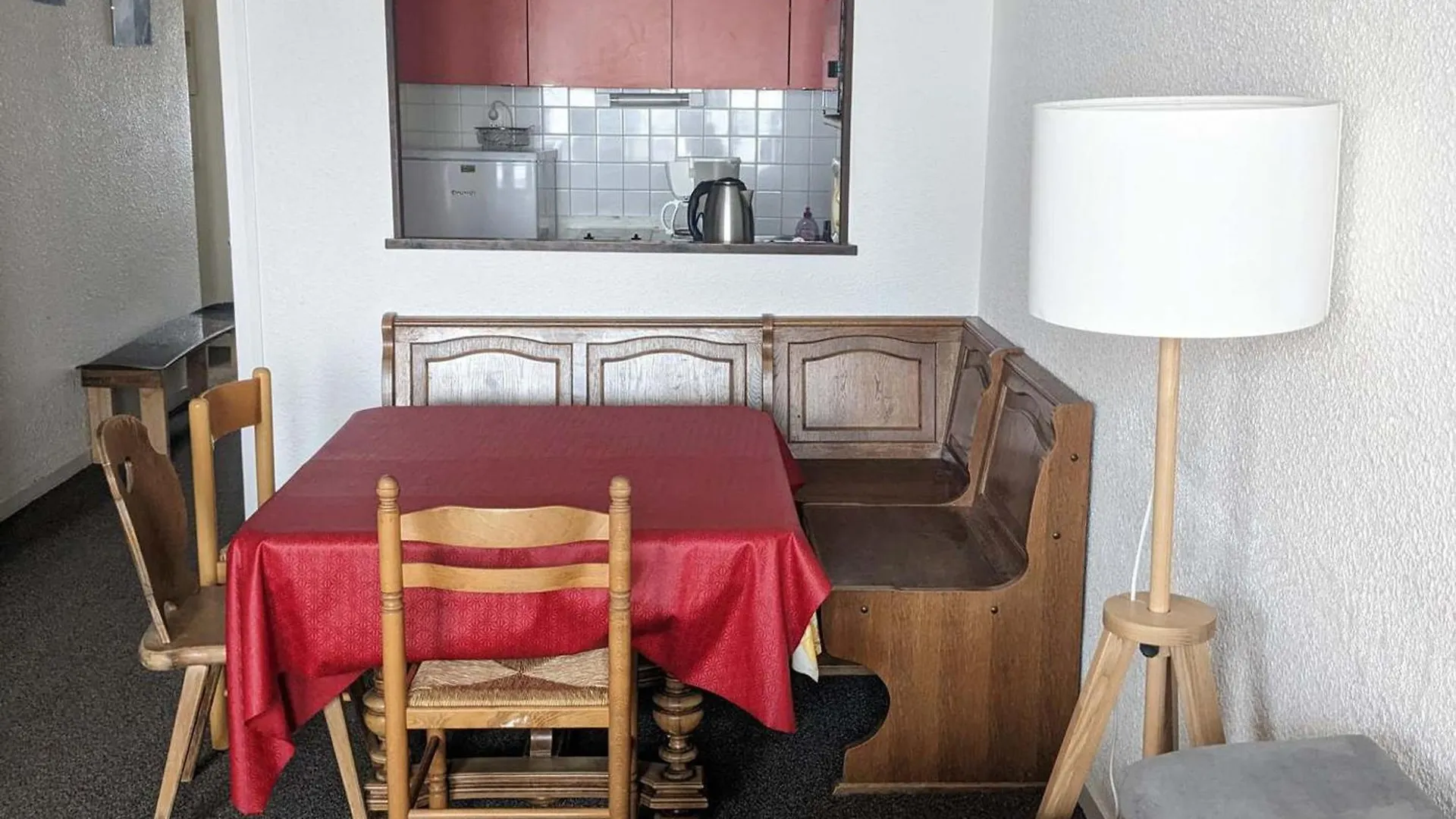 Appartement 2 Pieces Au Pied Des Pistes Avec Balcon Et Casier A Skis - Fr-1-557-101 Les Adrets